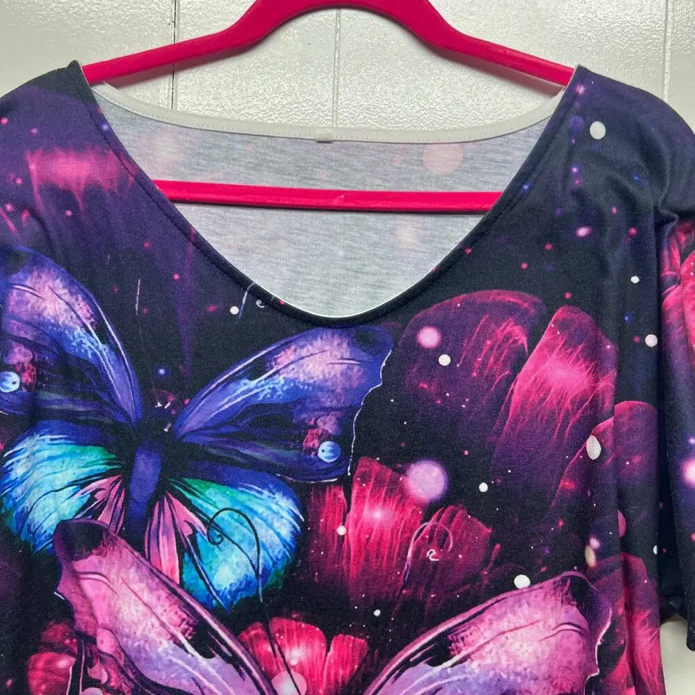 Butterfly Print Women's Short Sleeve Top Size XL Short Sleeve Art to Wear - Picture 2 of 9